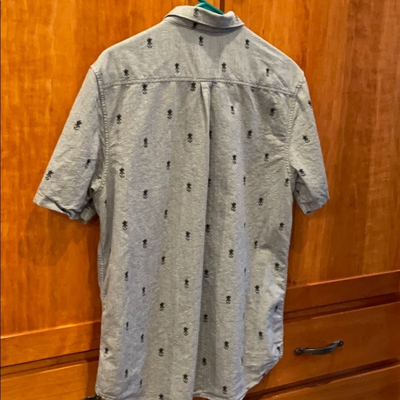 Vans Button front short Sleeve Shirt - Picture 3 of 3
